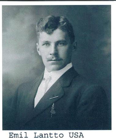 image029.jpg -  Emil Lantto 1890-196xbror till William ovan och uppväxt på Lanttogården. Emigrerade till USA troligen 1913 då han anges vara obefintlig. Gift med en Sopperoflicka, Johanna, som efter Emils död kom att bo på Blomstergården i Vittangi på äldreboende under 1970-talet. Emil arbetade som skogsarbetare i delstaten Oregon.